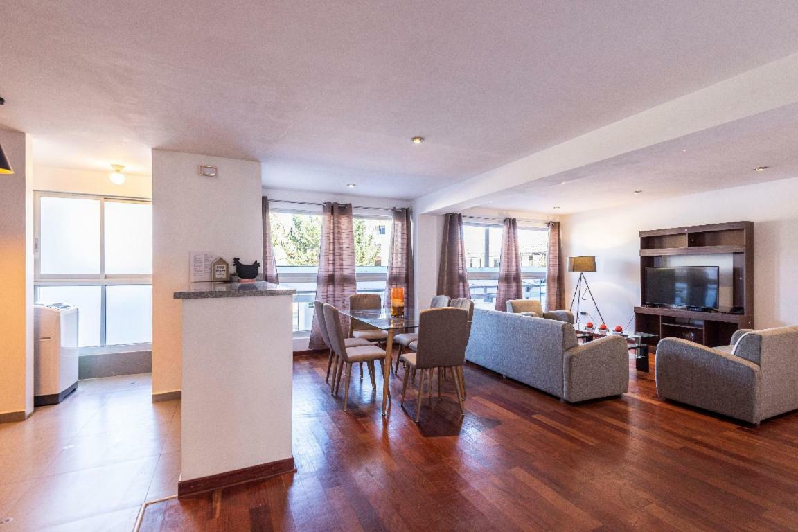 El Triunfo Apartments クスコ エクステリア 写真
