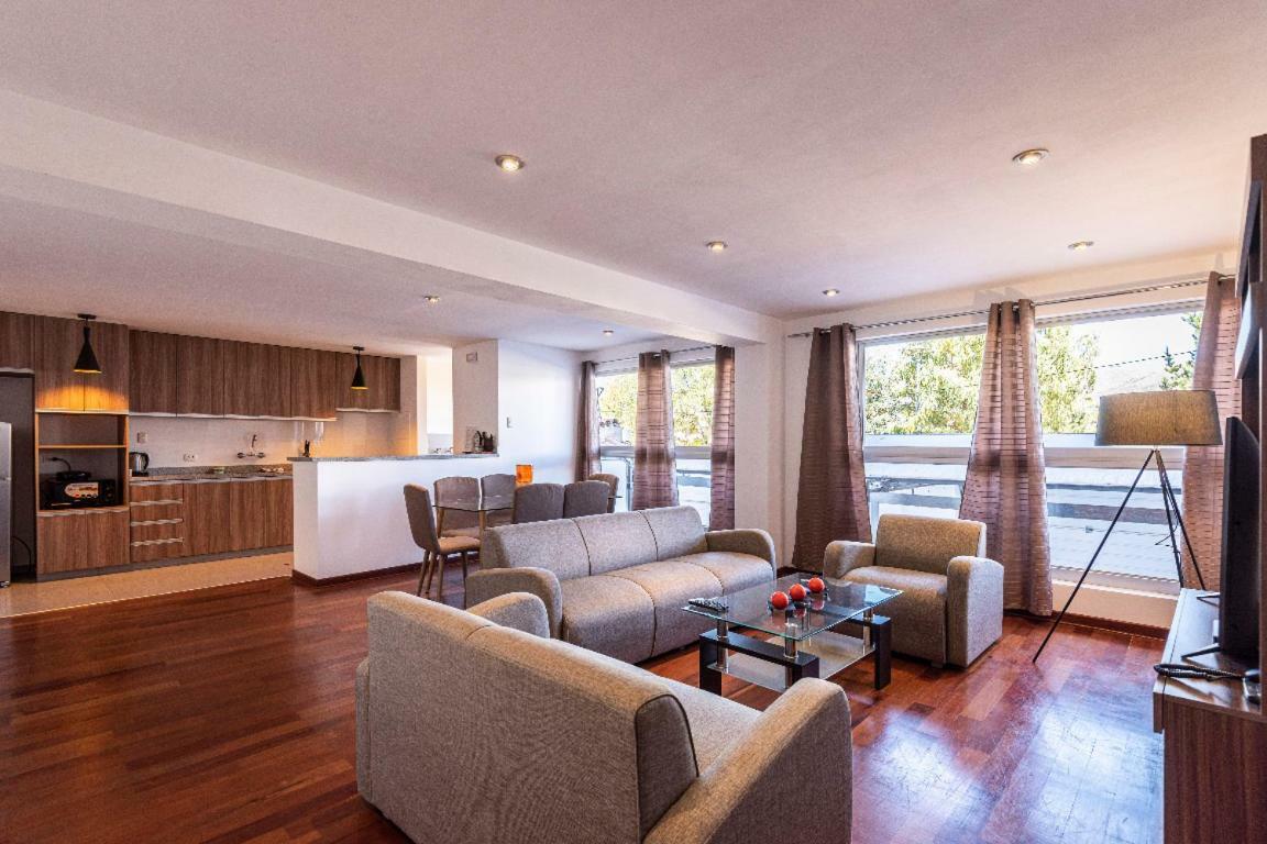 El Triunfo Apartments クスコ エクステリア 写真